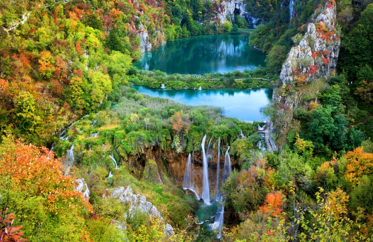 Aesthetic Transcendence: How Beauty Reveals the&nbsp;Divine