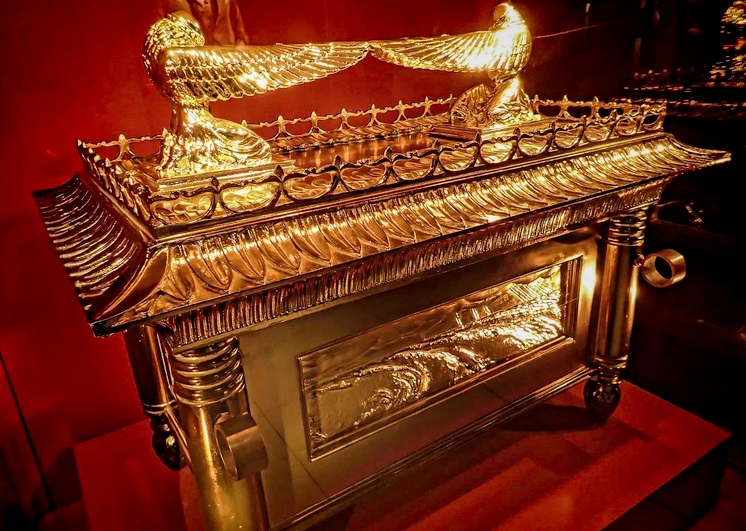 The Glorious Quran about the Ark of the Covenant: Return in Saul’s Time – A Historical-Critical Comparison
