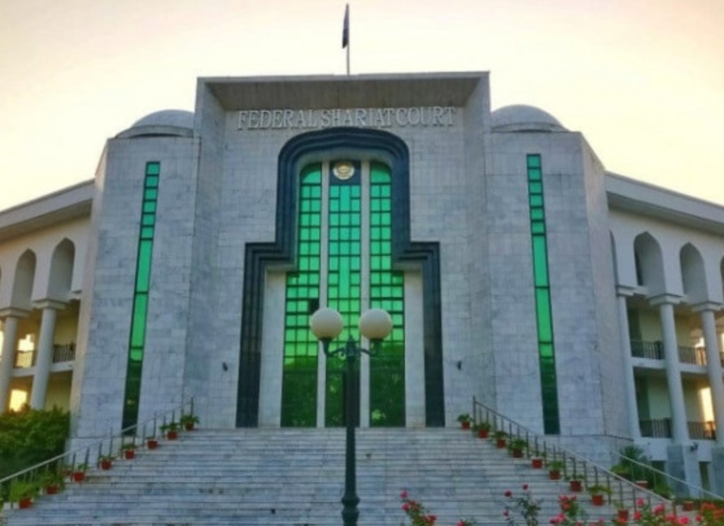 Liʿān (Mutual Imprecation) and Quran 24:6–9: A Legal, Psychological, and Philosophical&nbsp;Analysis