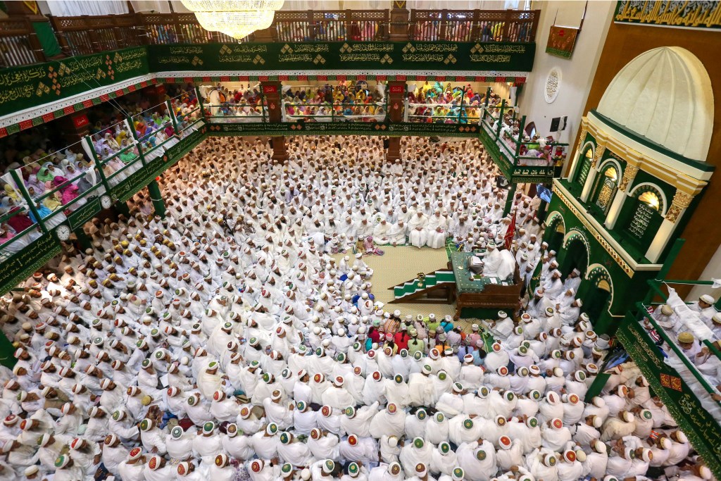 The Bohra Community: Historical Evolution, Theological Foundations, Leadership Dynamics, and a Comparative Framework for Intra-Ummah&nbsp;Unity
